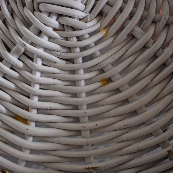 Set of 2 White Wicker Rattan Serving Trays - Picture 9 of 16